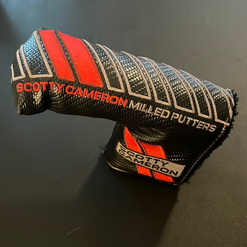 GOOD condition Scotty cameron blade headcover